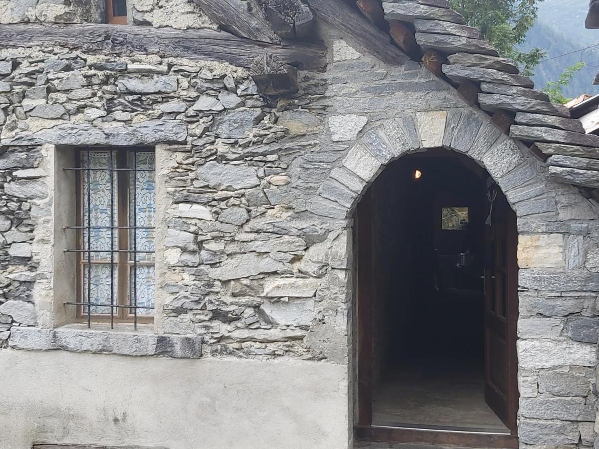 Villa Tepilanti Cerentino Exterior foto